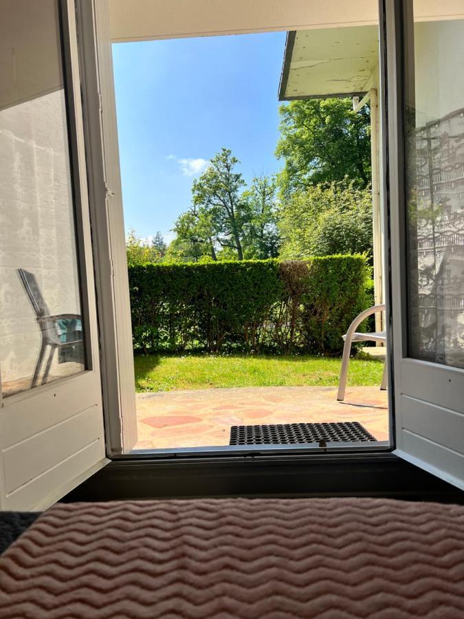 Apartamento Aux Hameaux Des Thermes Bagnoles de l'Orne Normandie Exterior foto
