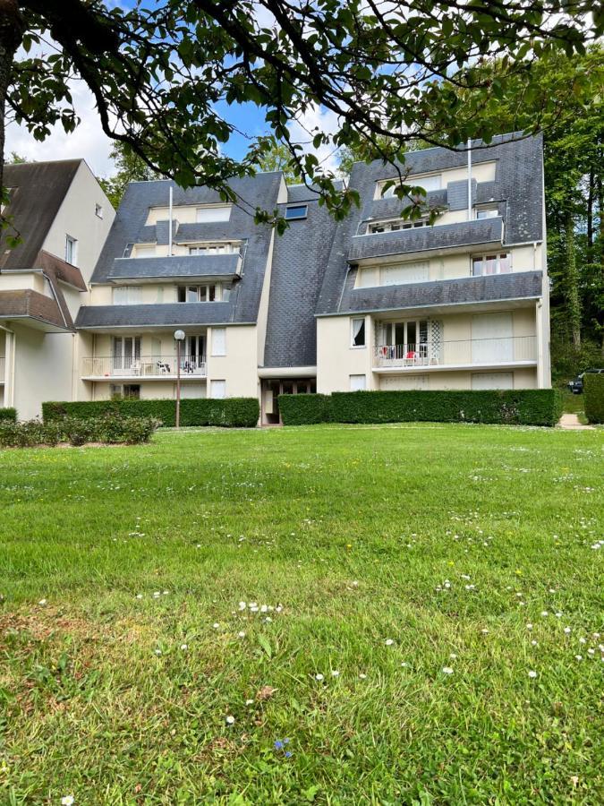 Apartamento Aux Hameaux Des Thermes Bagnoles de l'Orne Normandie Exterior foto